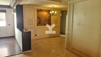 user-CA037069-image