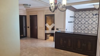 user-CA037069-image