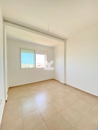 user-CA038796-image