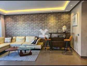 user-CA040378-image
