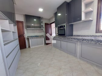 user-CA045055-image
