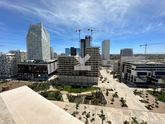 user-CA048112-image