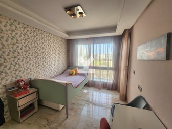 user-CA048618-image
