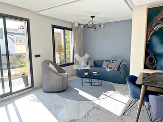 user-CA052910-image