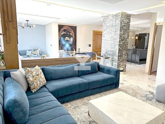 user-CA052910-image
