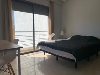 user-CA053185-image
