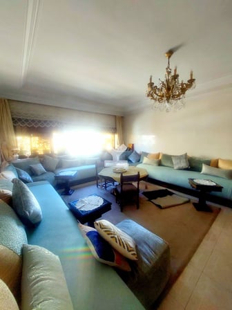 user-CA053596-image