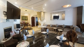 user-CA053962-image