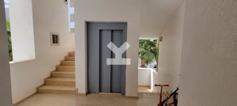 user-CA056094-image