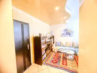 user-CA056820-image