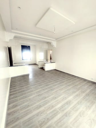 user-CA057963-image