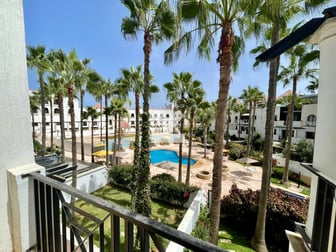 user-CA058120-image