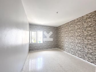 user-CA058122-image