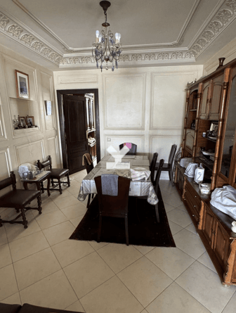 user-CA058156-image