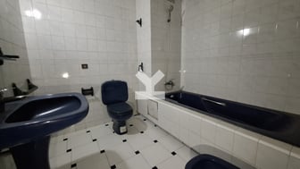 user-CA060449-image