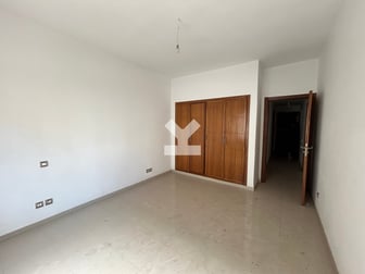 user-CA060526-image