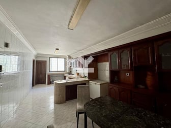 user-CA062845-image