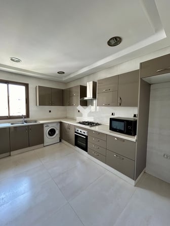 user-CA063242-image