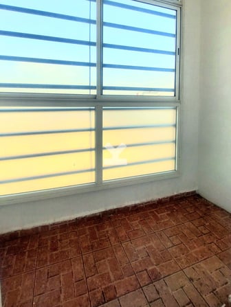 user-CA065020-image