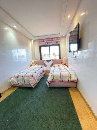 user-CA068081-image
