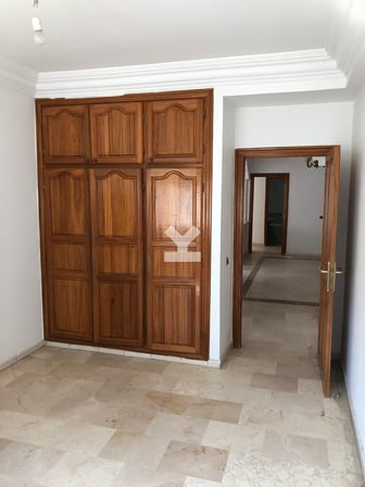 user-CA068492-image