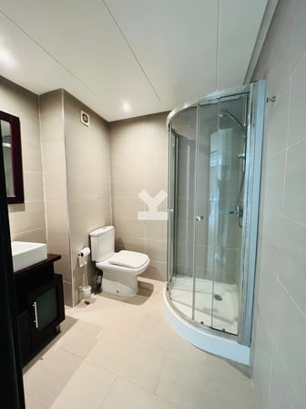 user-CA069352-image