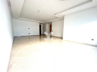 user-CA070034-image