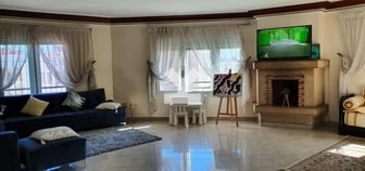 user-CA070083-image