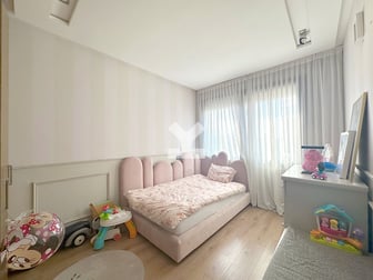 user-CA072471-image