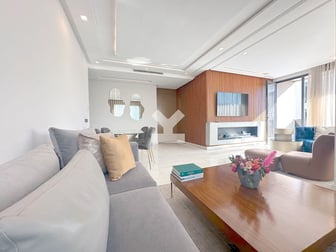 user-CA072471-image