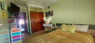user-CA072696-image