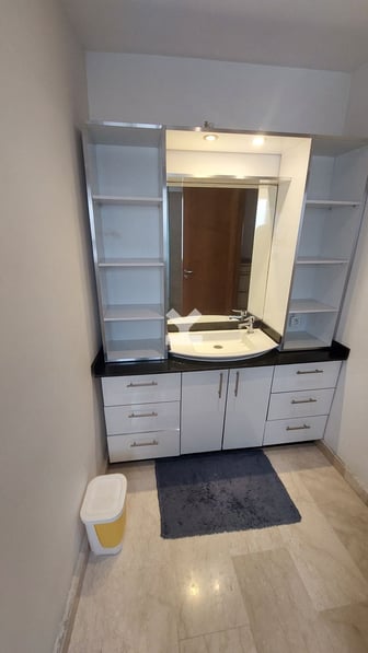 user-CS073291-image