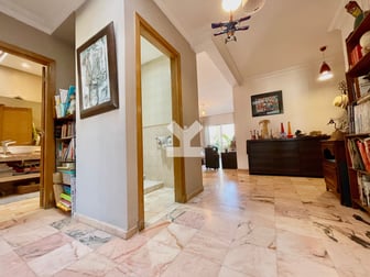 user-CA073327-image