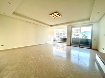 user-CA073391-image