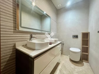 user-CA073391-image