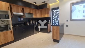 user-CA075012-image