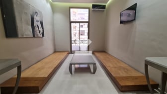 user-CA075465-image