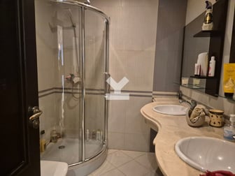 user-CA075876-image