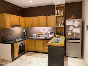 user-CA077471-image