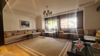 user-CA078581-image