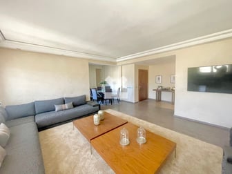user-CA078597-image