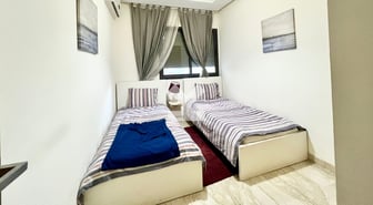 user-CA078954-image