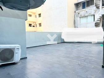 user-CA078954-image