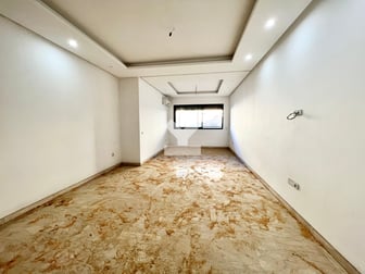 user-CA078982-image