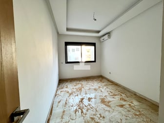 user-CA078982-image