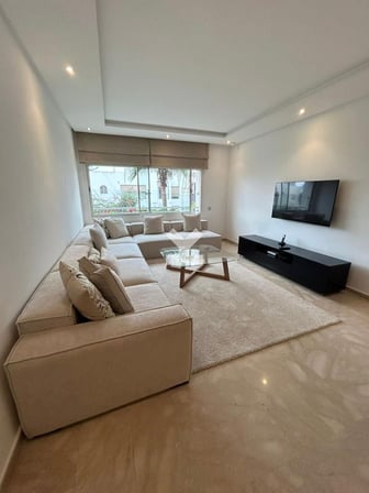 user-CA079197-image
