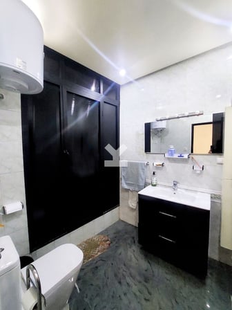 user-CA079276-image