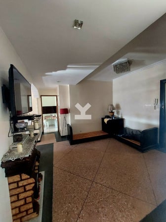 user-CA079276-image