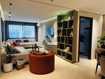 user-CA079519-image