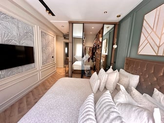 user-CA082873-image